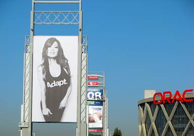 https://www.cbsoutdoor.com/PhotoGallery/Oakland%20Coliseum_San%20Francisco_Adapt.jpg